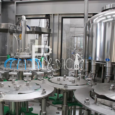 Het volledige Reeks Volledige Mineraalwater Bottelende het Vullen Plastiek van het Lijn Automatische HUISDIER leverancier