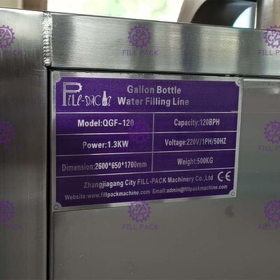 3.4*0.78*1.95m 3 in 1 120 BPH Gallon Vullende Lijn leverancier