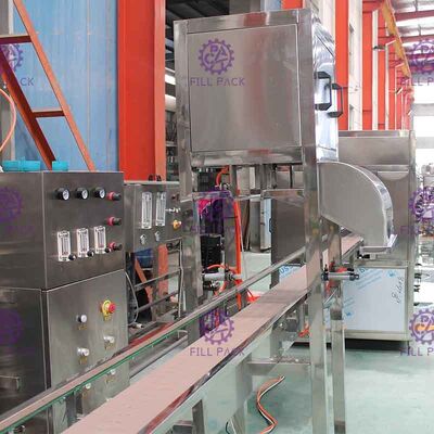 SUS304 de Bottelmachine van het 5 Gallonwater leverancier