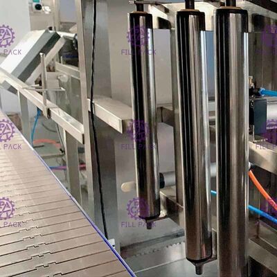 De Gallonwaterplant van 3400*1000*1750 SUS304 18.9L 300 BPH leverancier