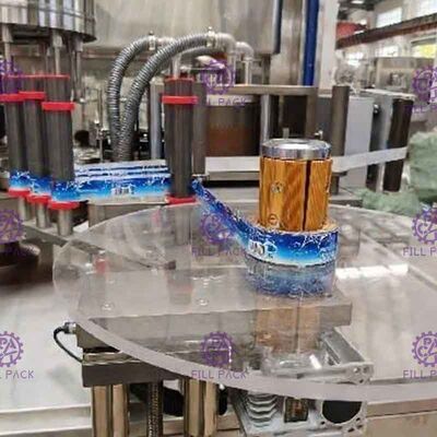 Het roterende OPP-de Lijmsmelting van de Flessenetiketteerder Hete Instrument van het het materiaaletiket van de Etiketteringsmachine voor de Plastic Fabriek van het Flessenwater leverancier