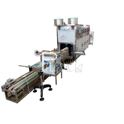 300 BPH SUS 316 Monoblock de Bottelmachine van het 5 Gallonwater leverancier