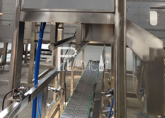 Roestvrij staal 304 het Drinkwater van 1200BPH het Vullen Machine leverancier