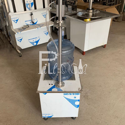 Automatische Gallonplc 450mm Handhuisdierenfles het Afdekken Machine leverancier